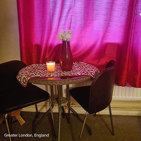 Cosy Private Room In Hornchurch, London With Free Parking Ngoại thất bức ảnh